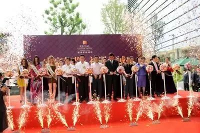 開(kāi)業(yè)典禮主持稿_班結(jié)業(yè)典禮主持詞_廣州開(kāi)業(yè)剪彩典禮鮮花