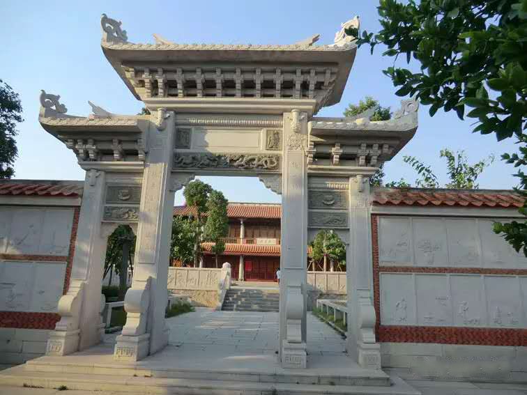 農村村口簡易石牌坊圖片，看著六張就夠了