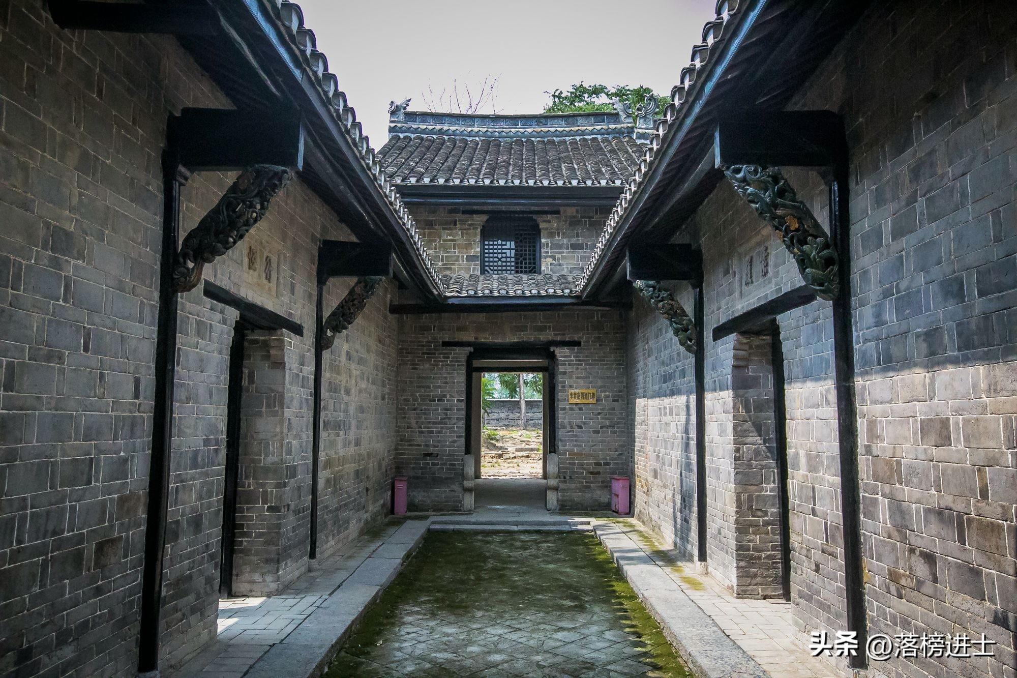 牌匾設(shè)計(jì) 古代_古代大戶人家門口的牌匾_古代大戶人家的大門