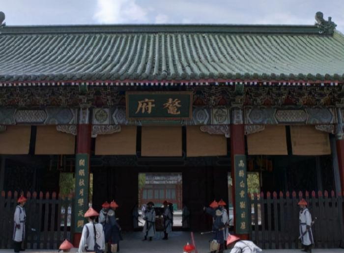 太和殿的匾額_鰲拜匾額_太和殿匾額是誰寫的