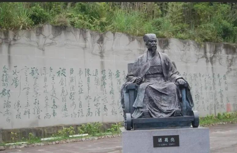 老木匾辨別_老木匾有收藏價(jià)值嗎_老木牌匾