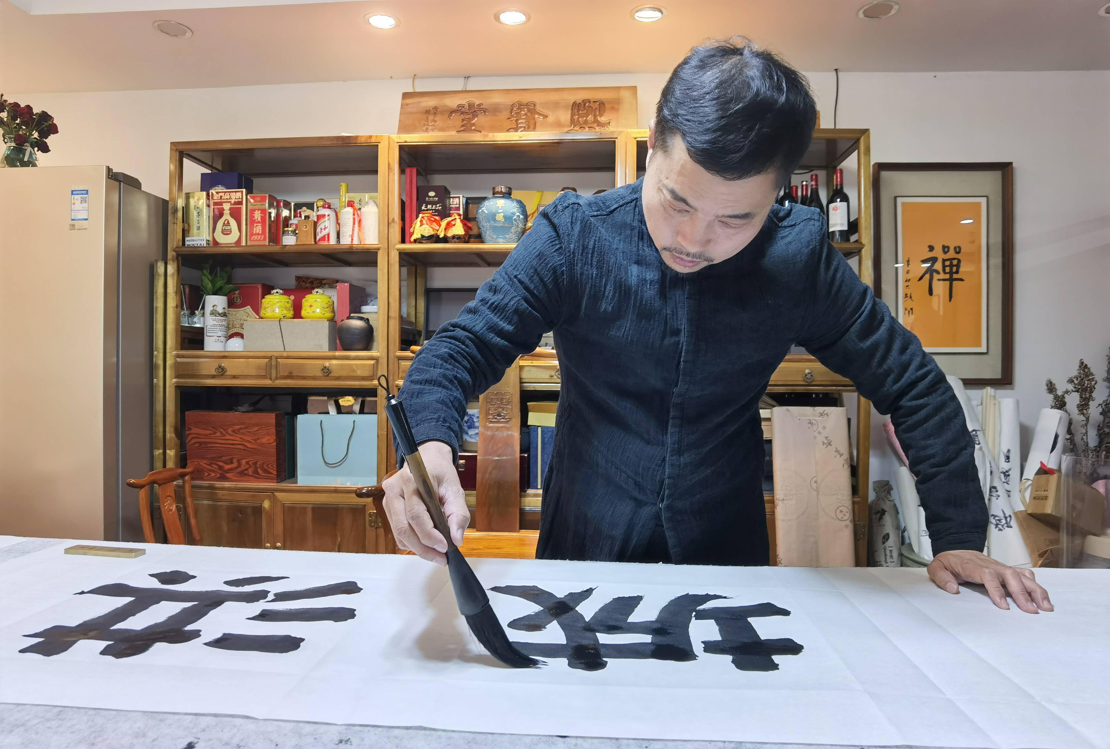 書法匾額_匾額書法有什么特點_書法匾額特點有幾種