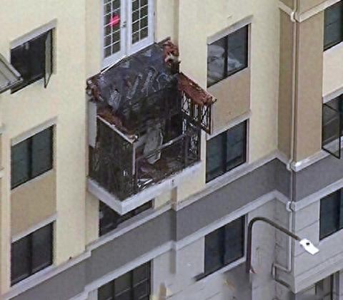 地板翻新實木維修多少錢_實木地板翻新維修_地板翻新實木維修電話