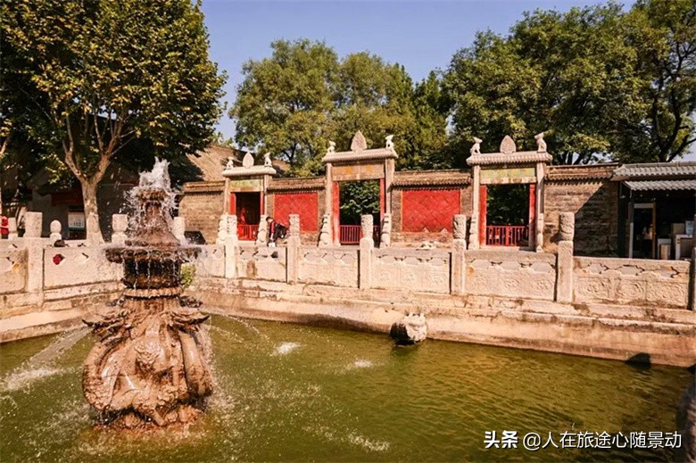東大門門頭什么字好_大門朝東門匾什么字好_東門門匾寫什么好