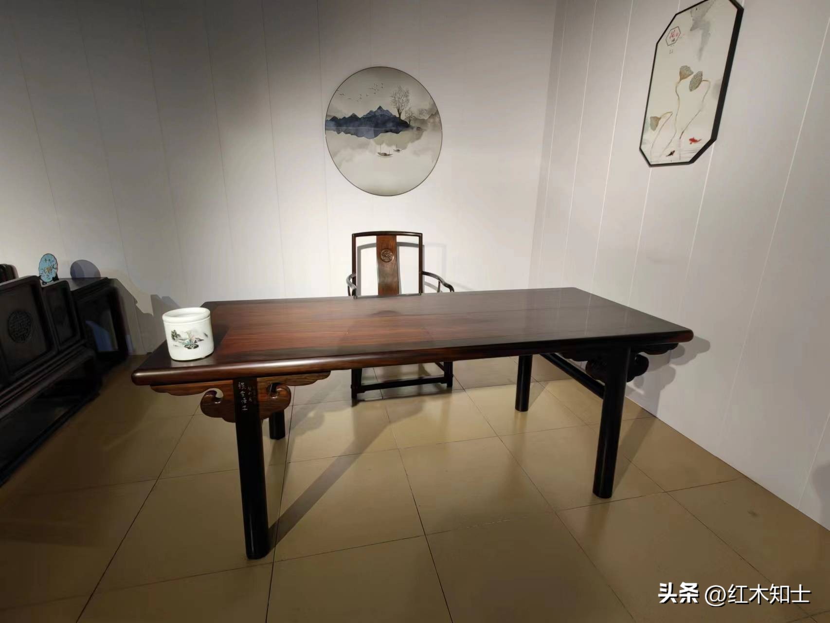 大紅酸枝家具榫卯工藝特點(diǎn)_大紅酸枝家具原材料特點(diǎn)_什么是好的木雕工藝