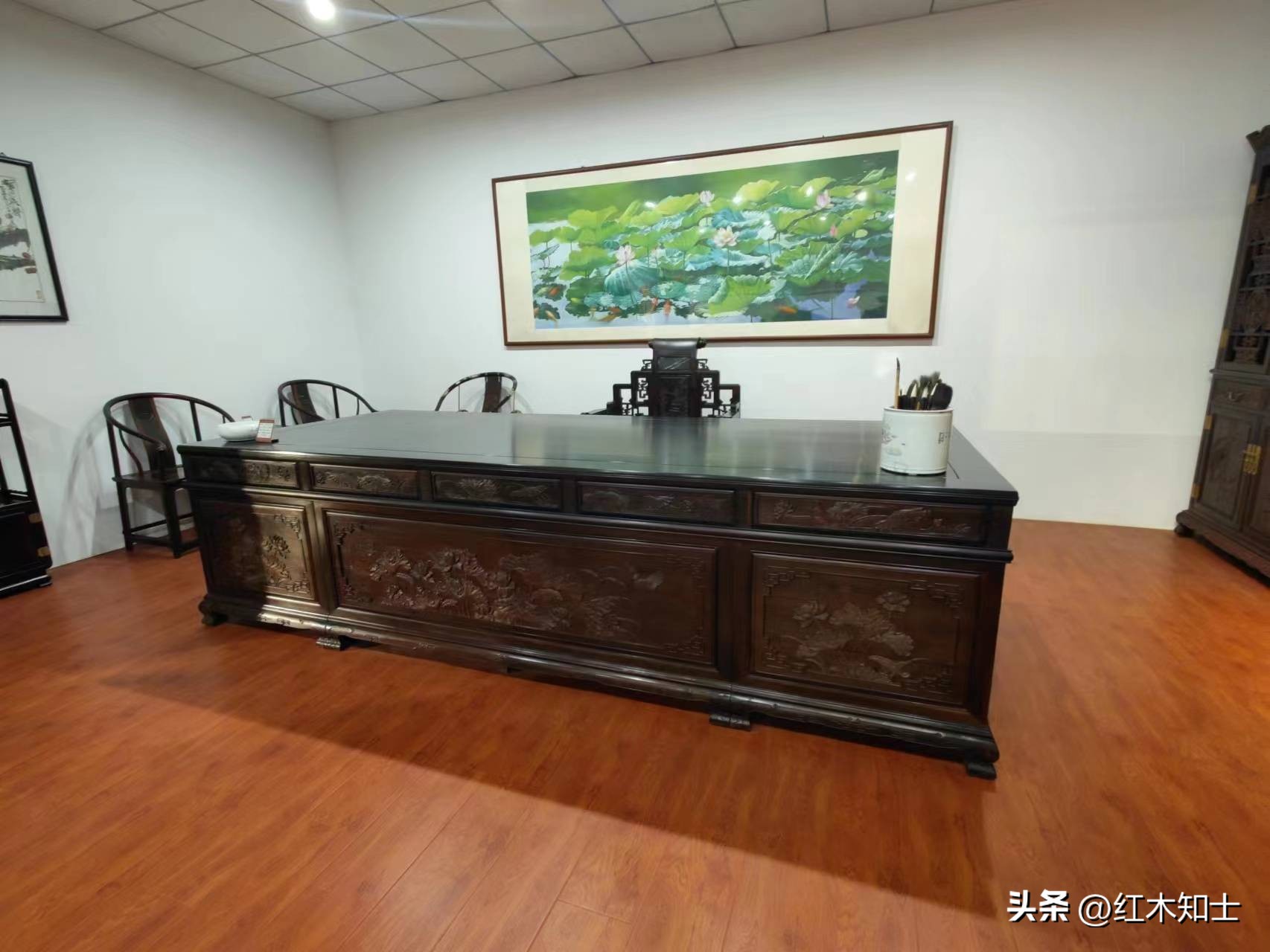 大紅酸枝家具原材料特點(diǎn)_大紅酸枝家具榫卯工藝特點(diǎn)_什么是好的木雕工藝