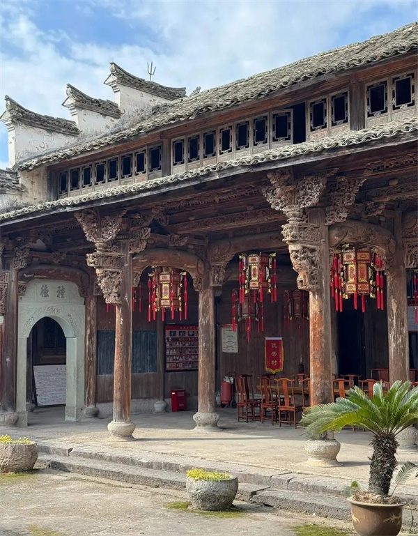 東陽(yáng)木雕代表作介紹_史家莊花廳 木雕藝術(shù) 東陽(yáng)木雕歷史