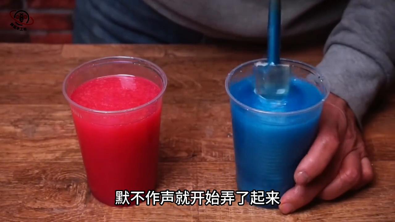 簡單手工雕刻_純手工木工工藝制作過程_天才木工爛木頭花瓶