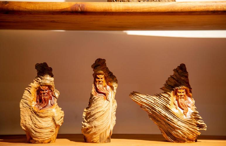 木雕的發展現狀_劍川木雕技藝特點_劍川木雕歷史