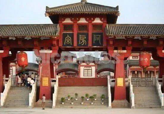 匾額披紅花_古建筑匾額文化_秦漢時期題字牌匾額