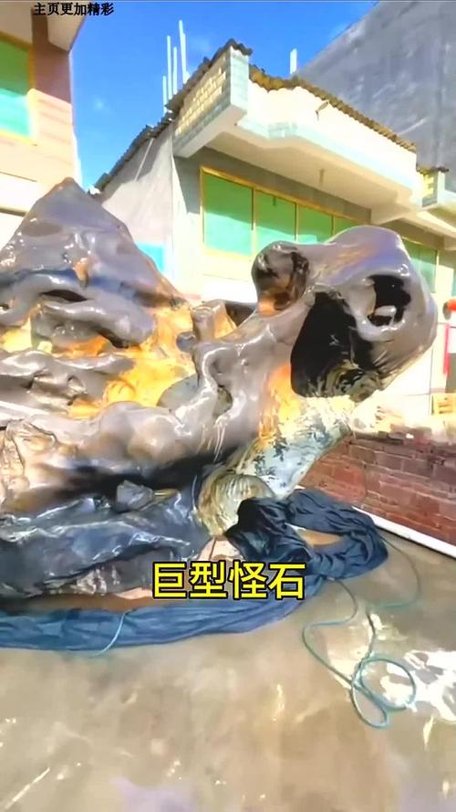 木頭創意藝術品圖片_云南旅游奇遇_木制藝術品制作