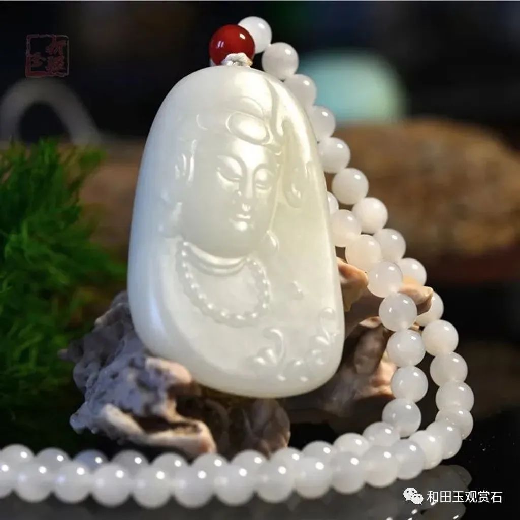 手把件雕刻自學(xué)圖樣_玉雕人物寓意_翡翠財神寓意