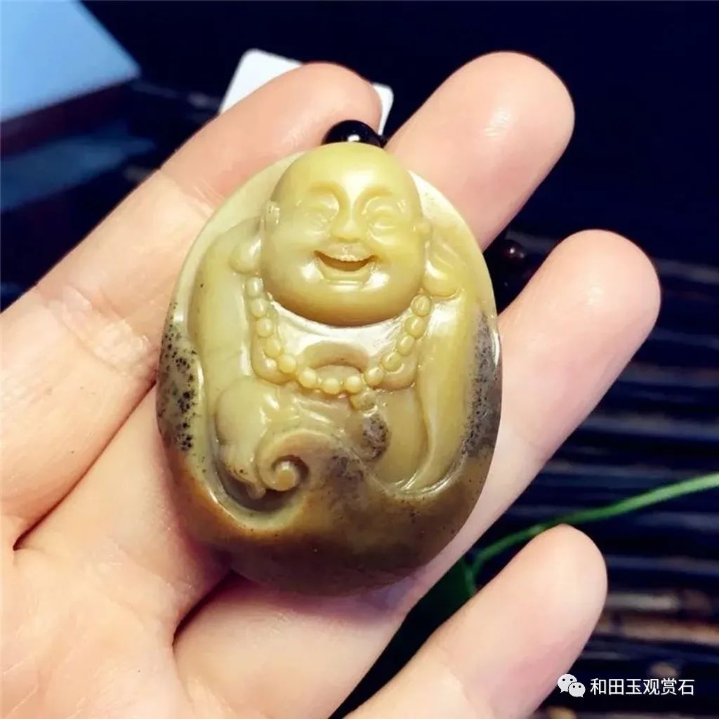 翡翠財神寓意_手把件雕刻自學(xué)圖樣_玉雕人物寓意