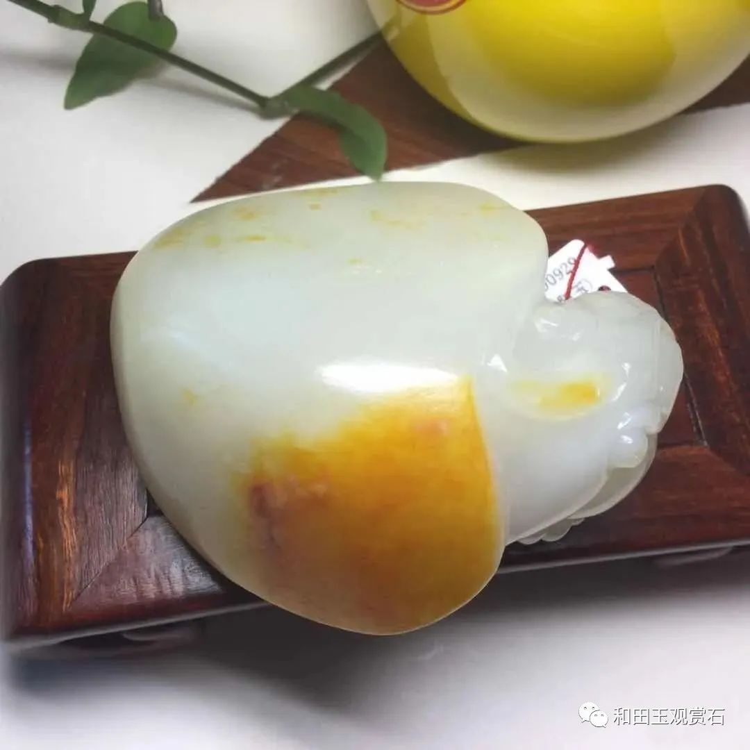 手把件雕刻自學(xué)圖樣_玉雕人物寓意_翡翠財神寓意