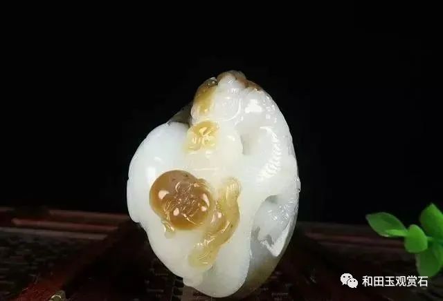手把件雕刻自學(xué)圖樣_玉雕人物寓意_翡翠財神寓意