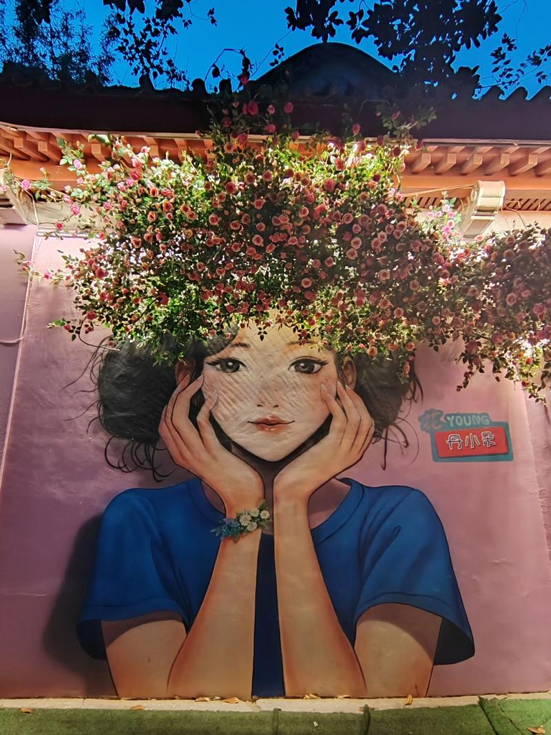 浮雕壁畫前景怎么樣_抖音刮膩子女孩_壁畫師佳佳