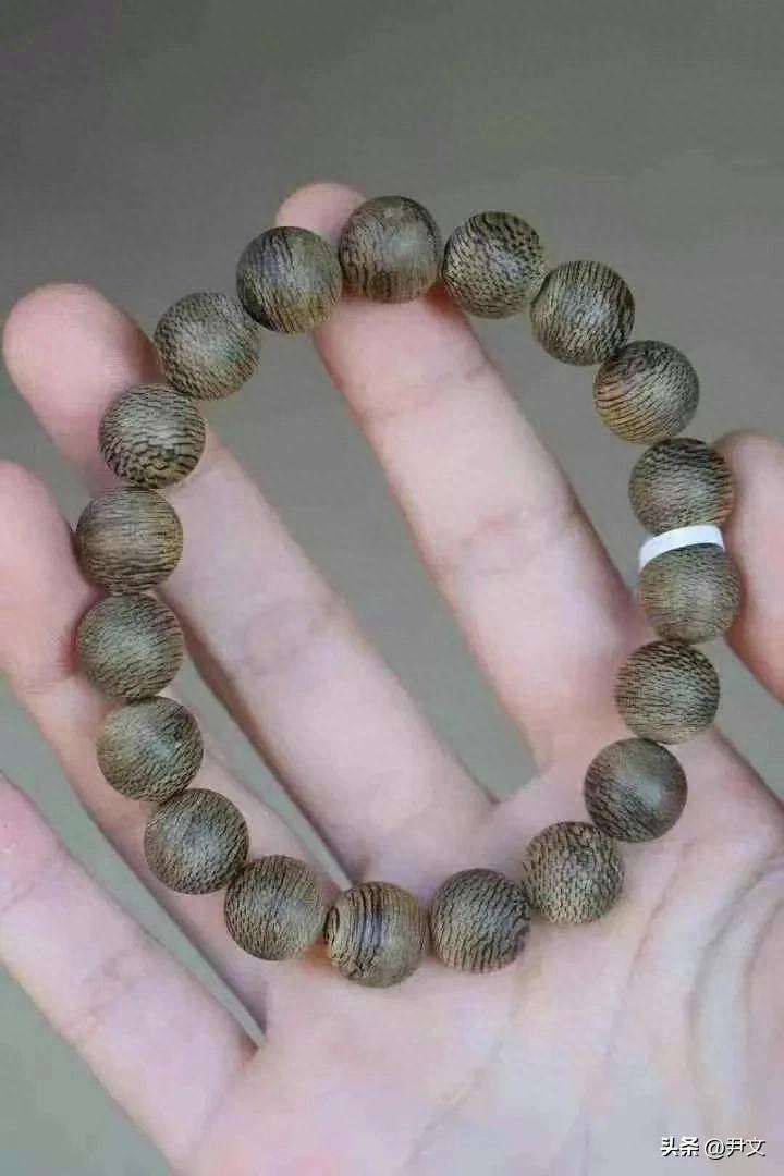 比黃金還貴的木頭_比黃金還貴的文玩_沉香的價值與稀缺性