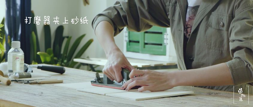 手工木刻版畫制作_木刻畫圖片_貓狗雙全幸福生活