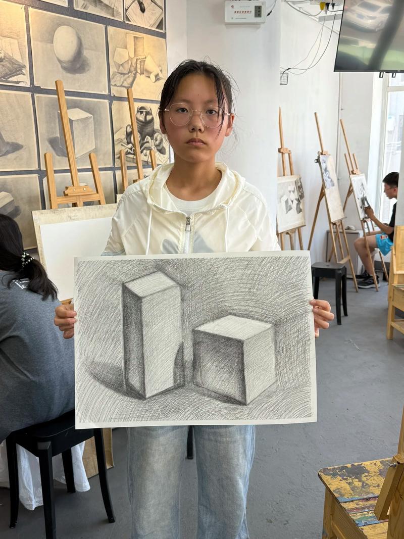 學(xué)素描的最佳年齡_素描多大年齡段學(xué)最好_學(xué)雕刻的最佳年齡