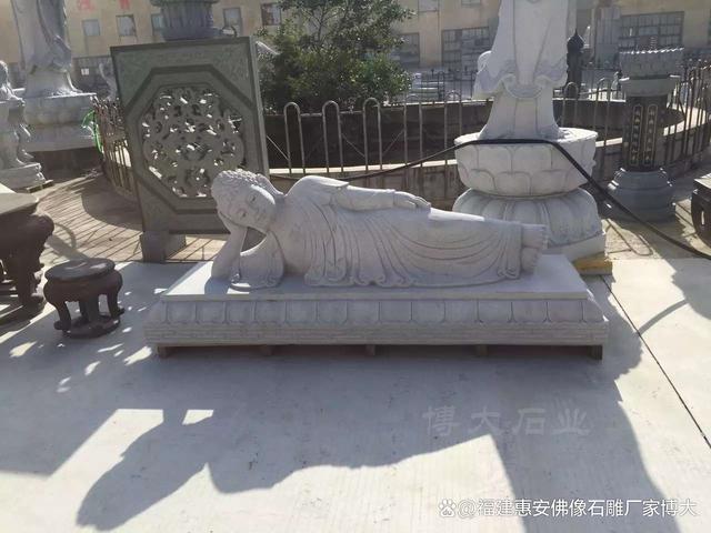 雕刻藝術品欣賞_石雕臥佛制作工藝_福建惠安石雕廠家預約