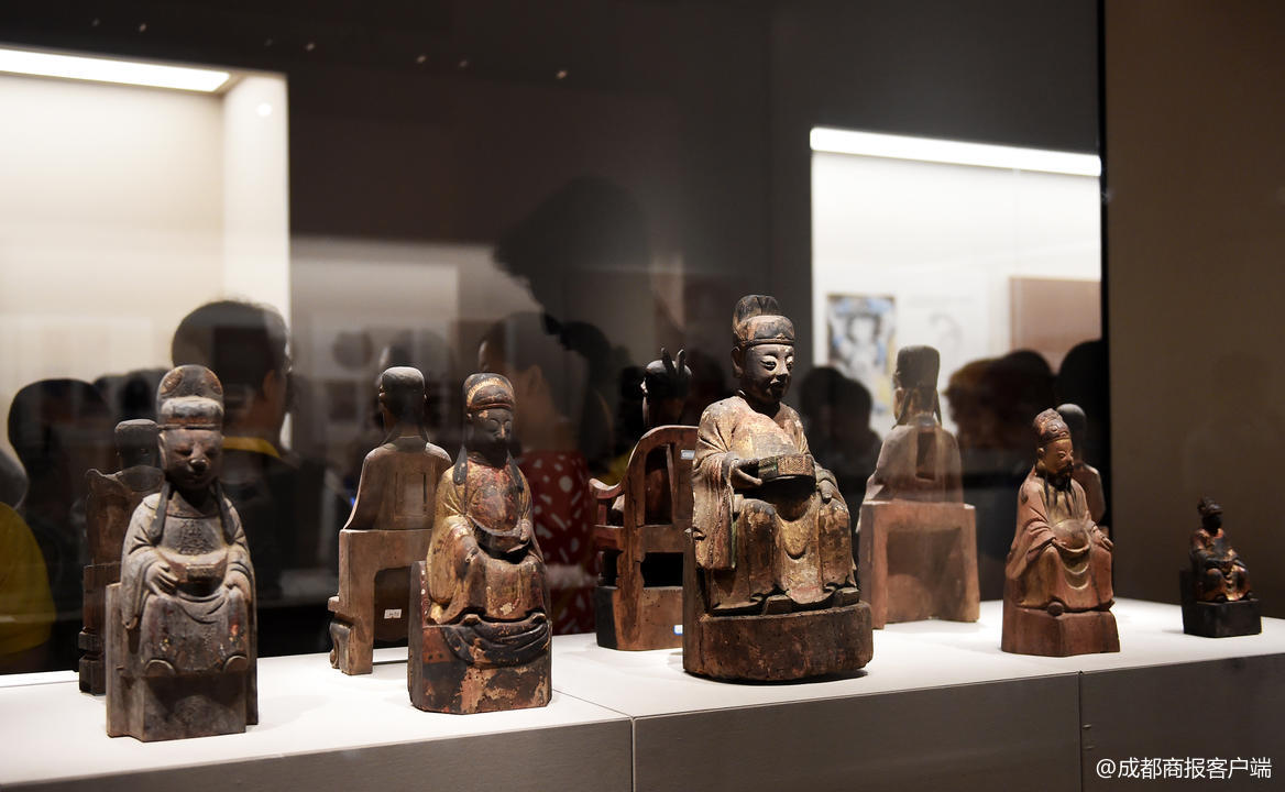 成都博物館藏清代四川地區木雕造像展_成都木雕廠加工廠_清代四川木雕造像觀音像