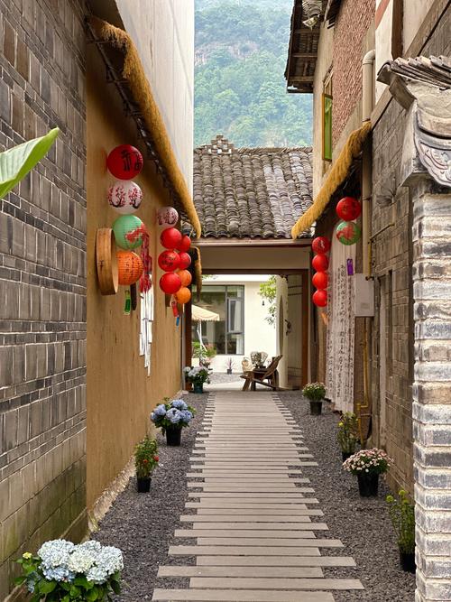 彭州木雕技藝傳承人_成都木雕廠加工廠_成都海窩子楊木匠