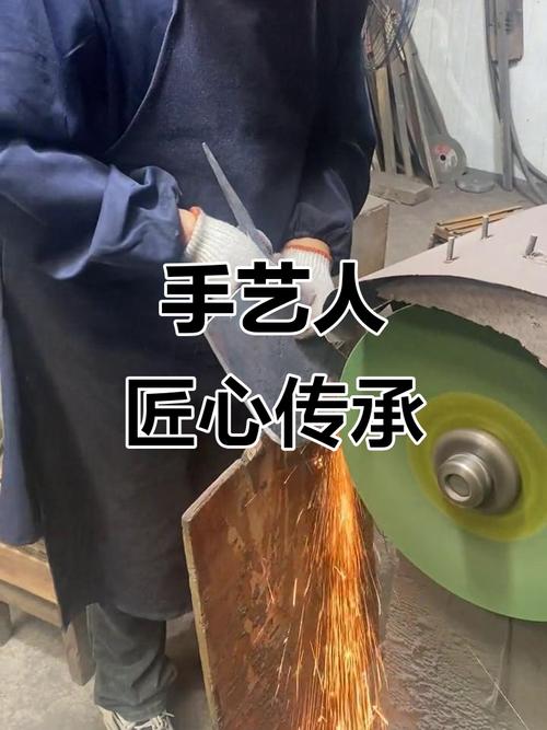 匠心手工藝品制作過程_手藝人日常_手持電動木工雕刻工具